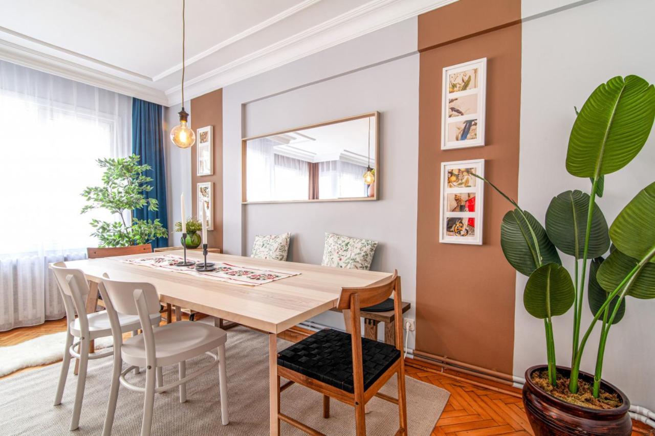 Gorgeous Flat With Lovely Balcony In Nisantasi Istanbul Exterior foto