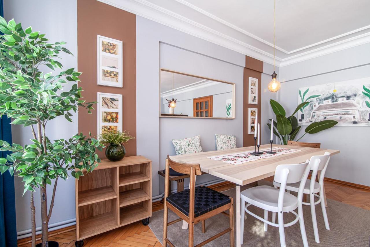 Gorgeous Flat With Lovely Balcony In Nisantasi Istanbul Exterior foto
