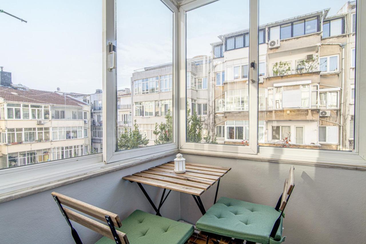Gorgeous Flat With Lovely Balcony In Nisantasi Istanbul Exterior foto