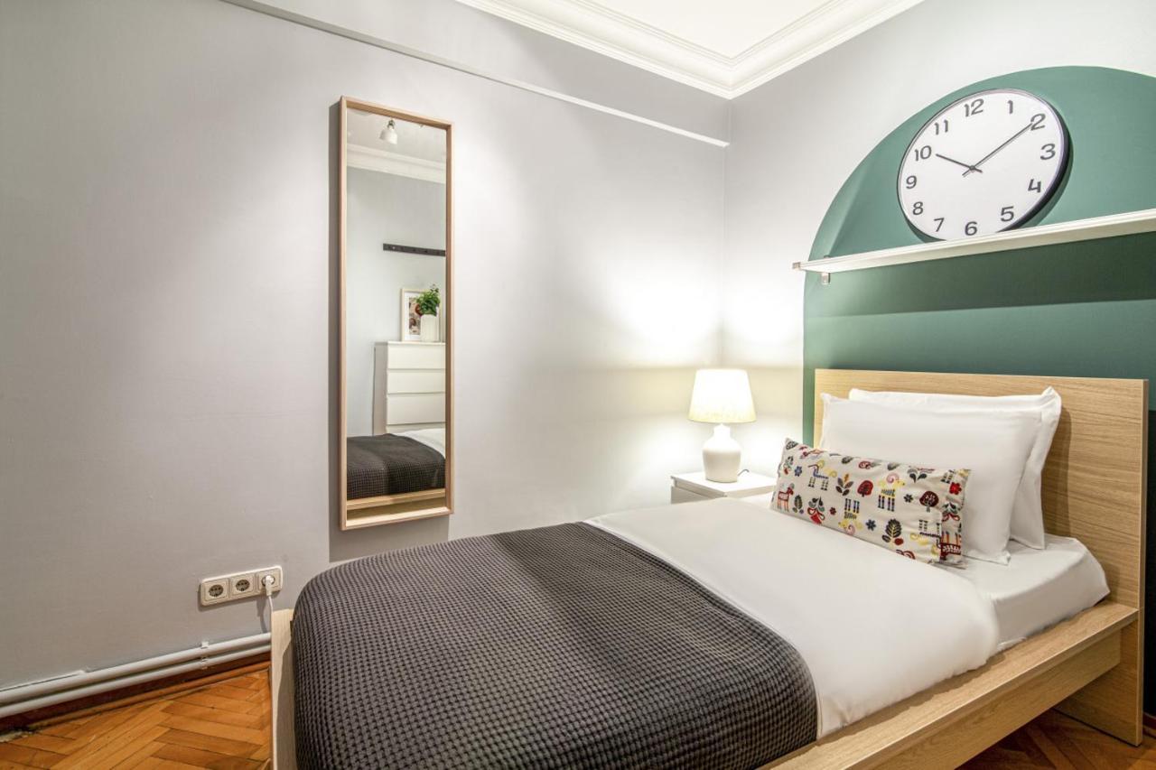 Gorgeous Flat With Lovely Balcony In Nisantasi Istanbul Exterior foto